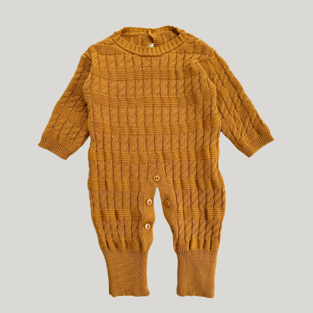 Macacão Tricot Saída Maternidade Trançado Mostarda