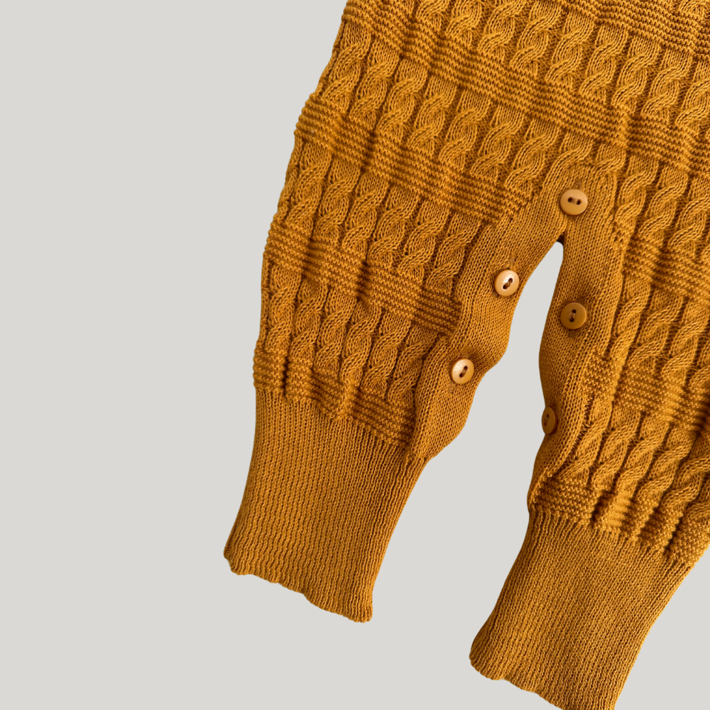 Macacão Tricot Saída Maternidade Trançado Mostarda