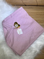 Manta em fio egípcio com prendedor de chupeta