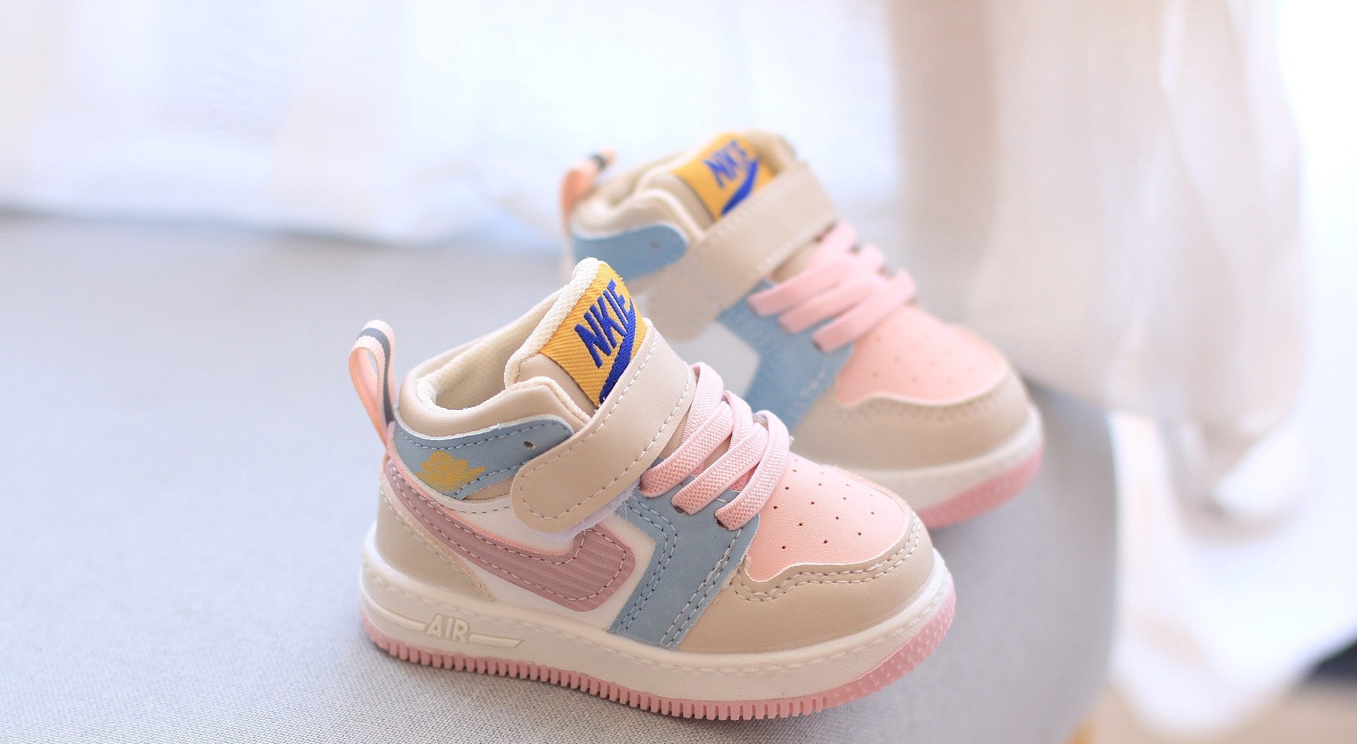 Tênis Infantil NK Boot com Velcro